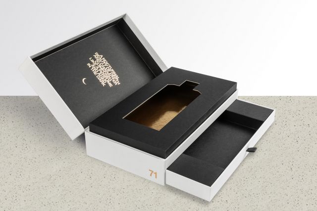 Luxury product packaging showing how to create the ultimate unboxing experience for your client