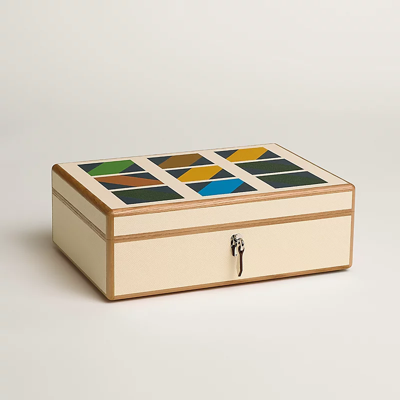 Hermes Clyde Presentation Packaging